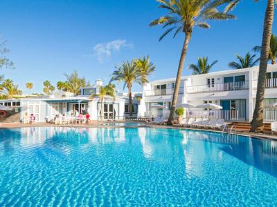 Plus Fariones Apartamentos