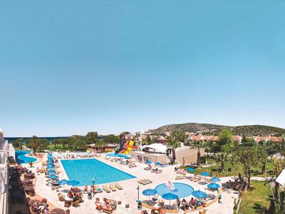 Batihan Beach Resort & Spa
