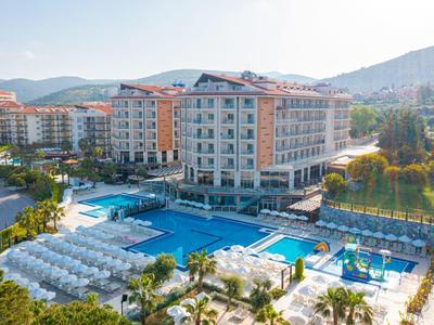 Ramada Resort By Wyndham Kusadasi & Golf