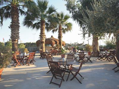 Cactus Paradise Beach Club