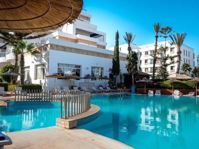 Intouriste Hôtel & Suites