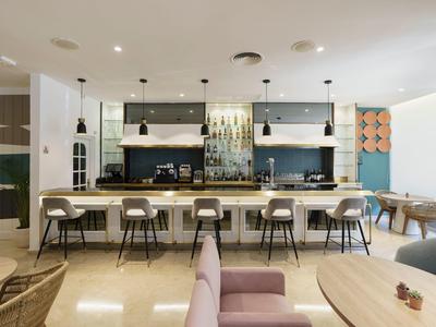 Costa Malaga by P&V