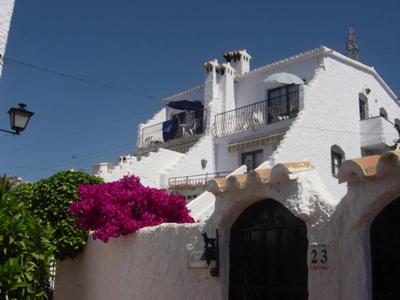 Capistrano Apartments