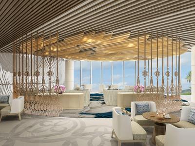 Luxuriöses Hotelrestaurant mit weitem Blick auf Meer und modernem Interieur mit Holzdecke.