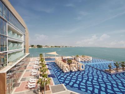 Royal M Hotel by Gewan