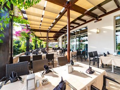 Seamelia Beach Resort & Spa