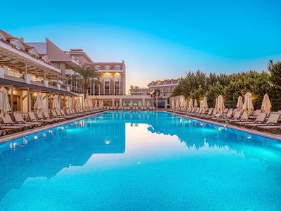 Side Story Resort & Spa
