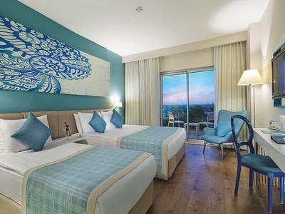 Seashell Resort & Spa