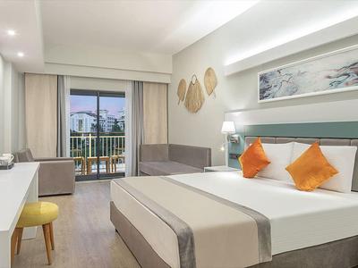Arcanus Hotels Trendline Side