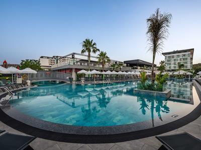 White City Resort & Spa
