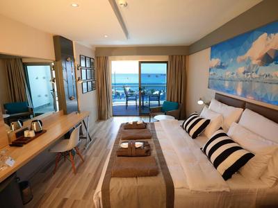 Sunprime C-Lounge