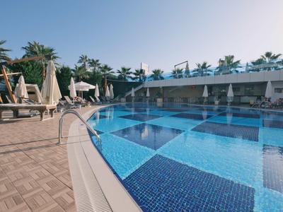 Sunprime C-Lounge