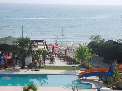 Linda Beach
