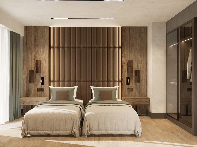 Modernes Schlafzimmer mit zwei Einzelbetten, braunen Holzakzenten und bodentiefen Fenstern.