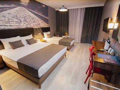 Ramira City Hotel