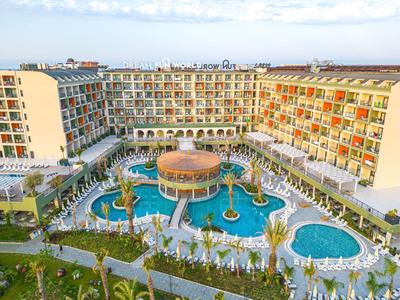 Dream Fun World Hotel