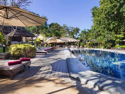 Let's Hyde Pattaya Resort & Villas