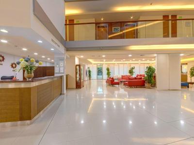 Sol Marina Palace