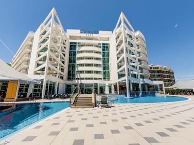 Effect Grand Victoria Hotel