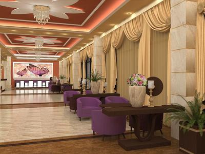 Eleganter Hotellobbybereich mit violetten Sesseln, Tischen, großen Fenstern und warmen Beleuchtungselementen.