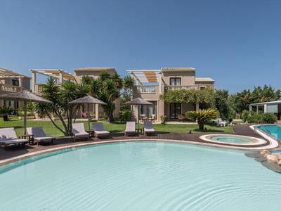 Almyros Villas Resort