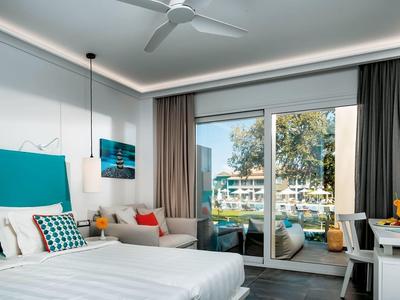 Vissalo by Acharavi Beach Hotel