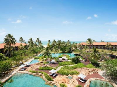 Cinnamon Bentota Beach