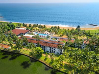 AVANI Kalutara Resort