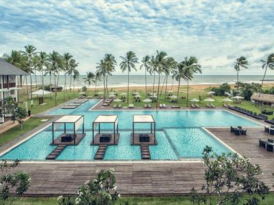 Suriya Luxury Resort