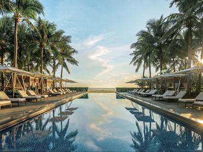 Shilla Monogram Danang