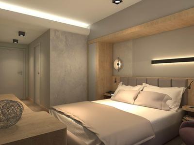 Modernes Schlafzimmer mit Doppelbett, Holzrahmen, beiger Bettwäsche und warmem Licht.