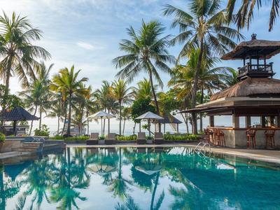 Candi Beach Resort & Spa