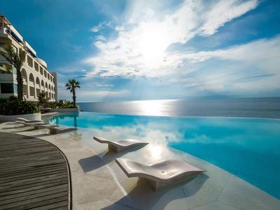 Royal Avila Boutique