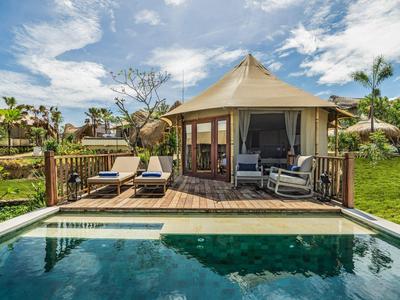 Menjangan Dynasty Resort