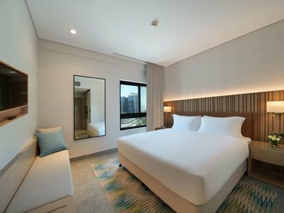 Dxb003 122