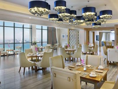 Al Habtoor Grand Resort, Autograph Collection Hotels