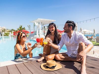 Th8 Palm Dubai Beach Resort Vignette Collection