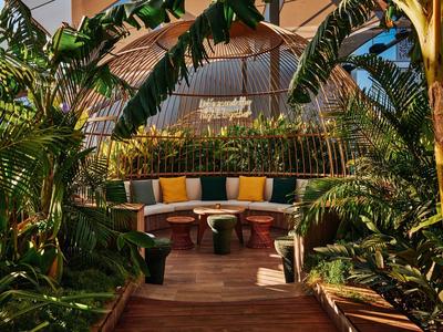 25hours Hotel One Central