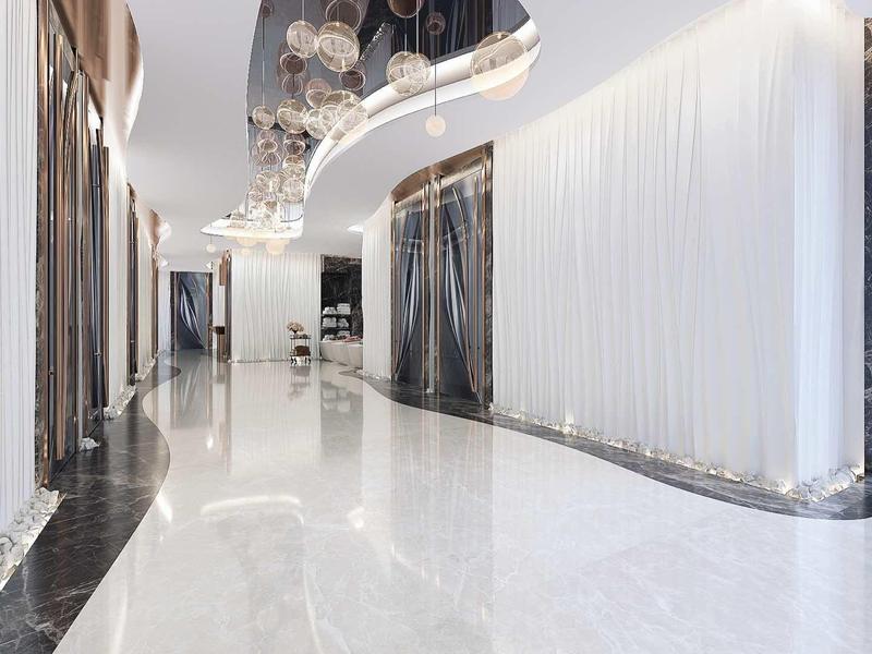 Moderner heller Flur mit glänzendem Marmorboden, weißen Wänden und silbernen Details.