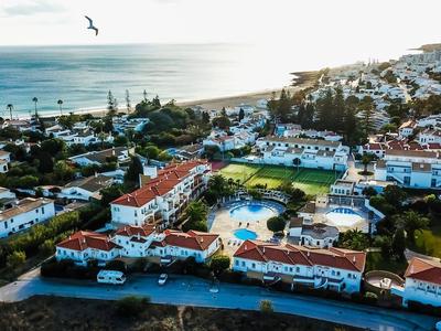 Luz Bay