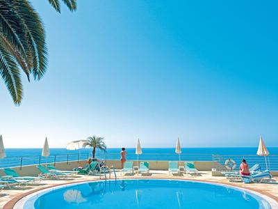 Madeira Regency Cliff