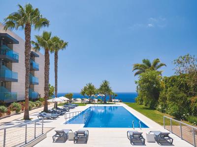 Golden Residence