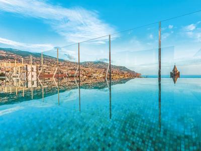 Castanheiro Boutique Hotel