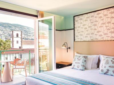 Castanheiro Boutique Hotel