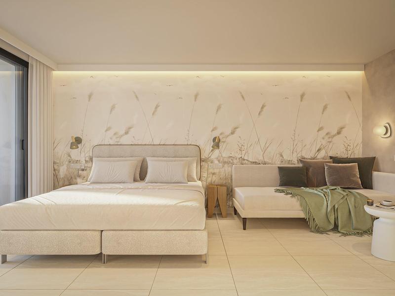 Chambre moderne avec deux lits, fond de mur en marbre blanc et décoration minimaliste.