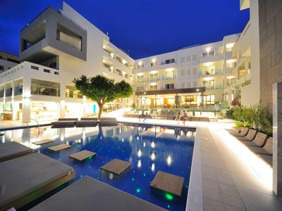 Atrium Ambiance