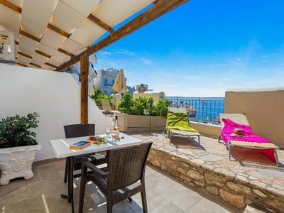 Ariadne Apartments