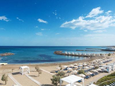 Knossos Beach Bungalow & Suites