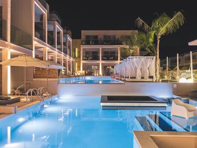 Epos Luxury Beach Hotel