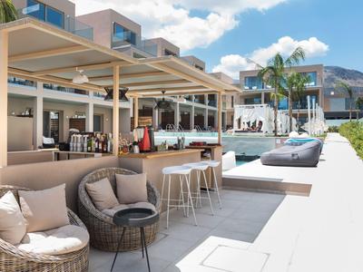 Epos Luxury Beach Hotel